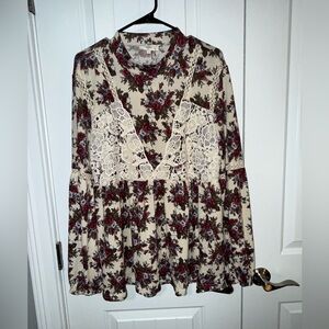 Entro NWT Cream and Red Floral Lace Blouse